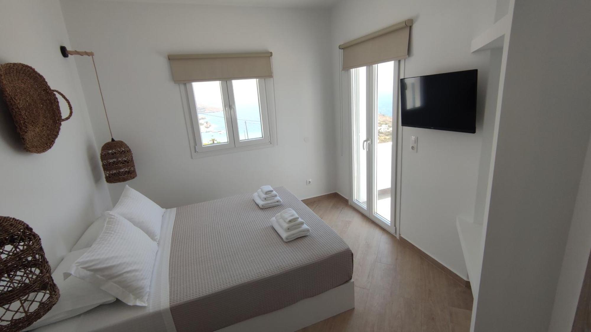 Eolia Luxury Houses Andros Batsíon Exterior photo